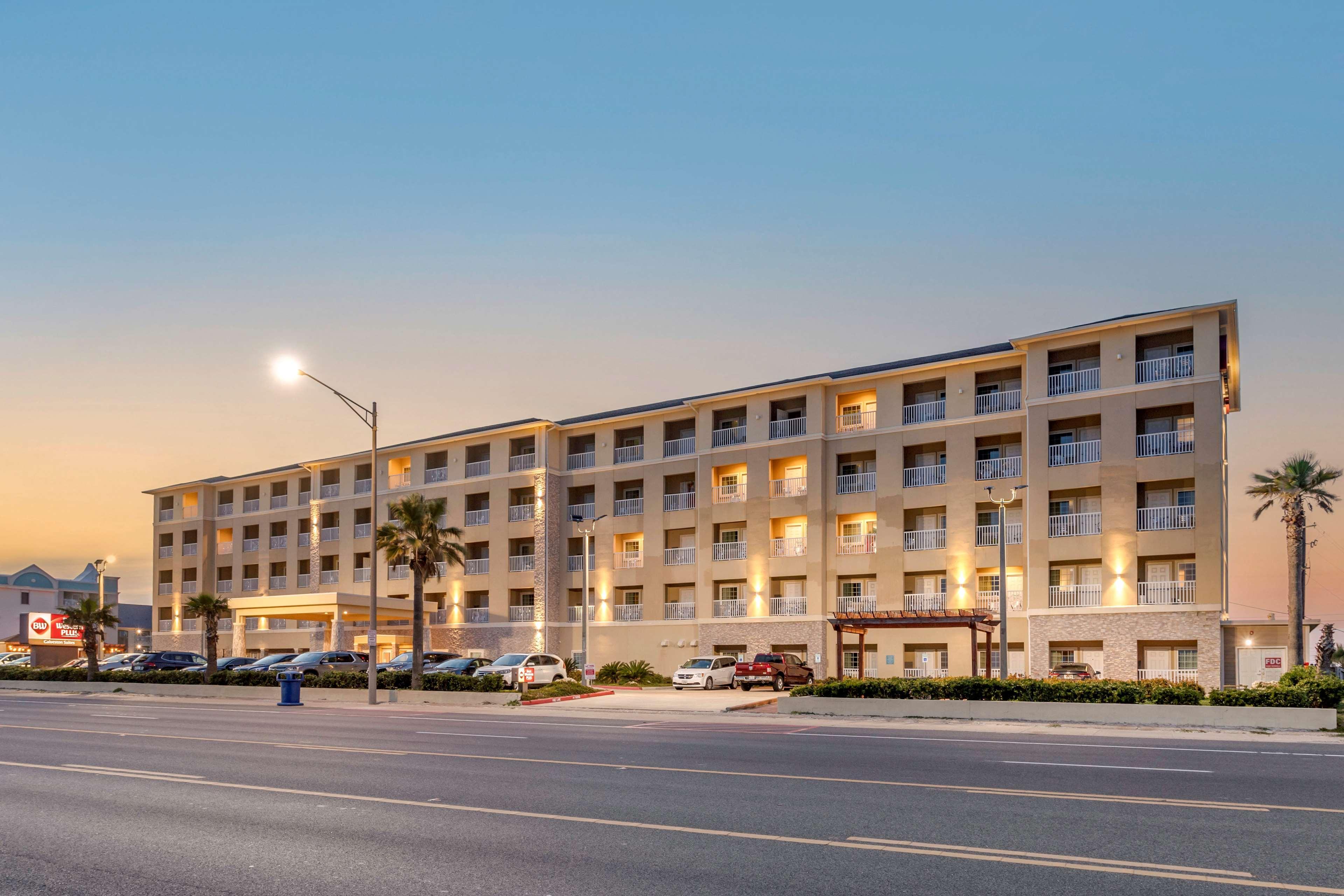Best Western Plus Galveston Suites Екстериор снимка