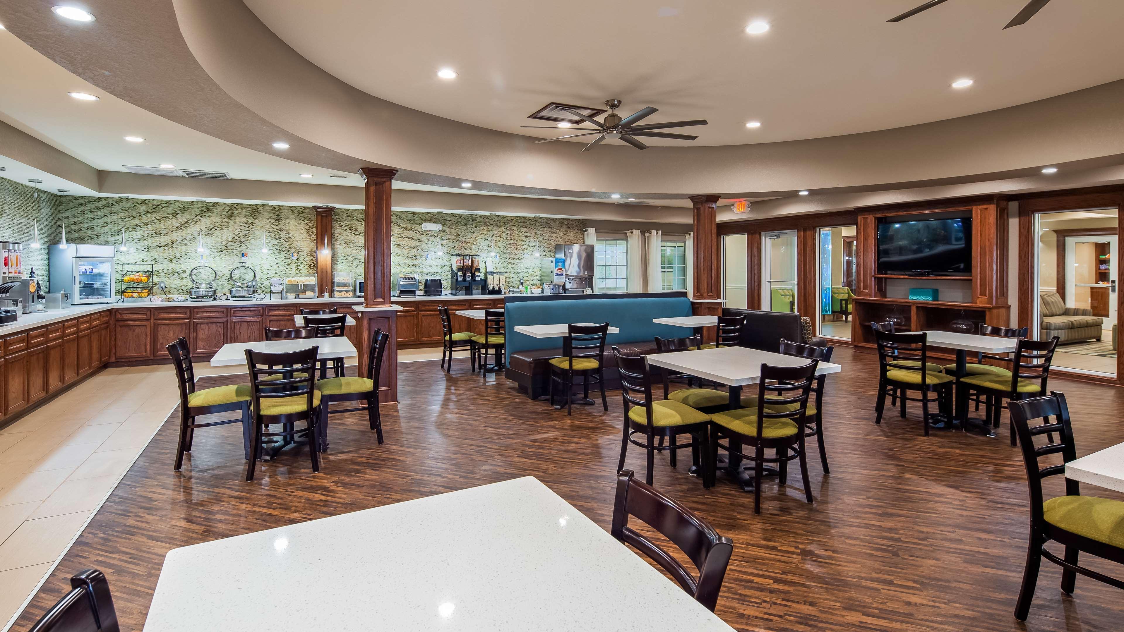 Best Western Plus Galveston Suites Екстериор снимка