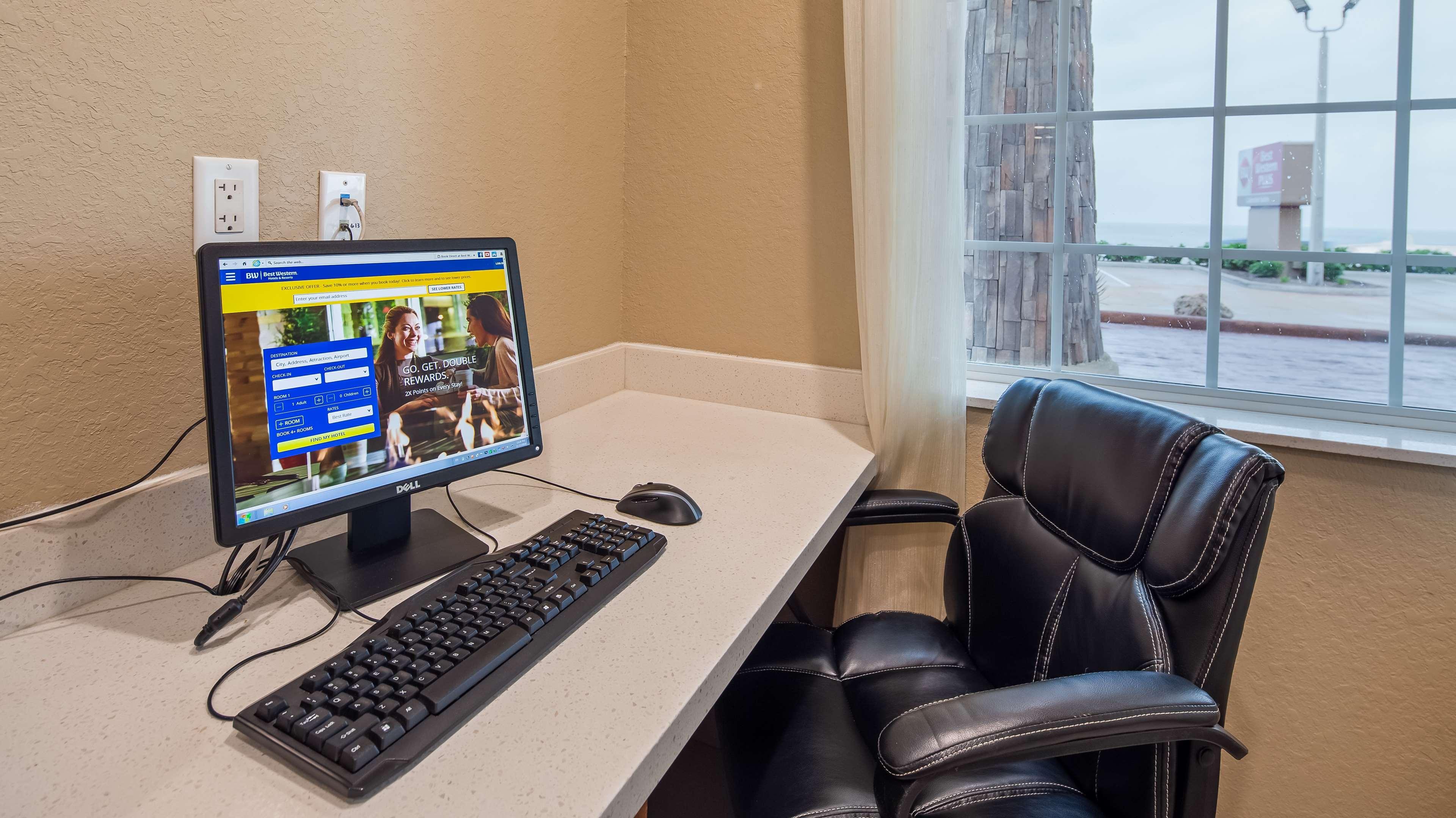 Best Western Plus Galveston Suites Екстериор снимка